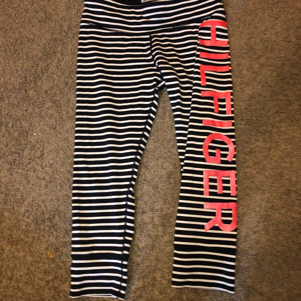 Rare Tommy Hilfiger Crop Leggings
